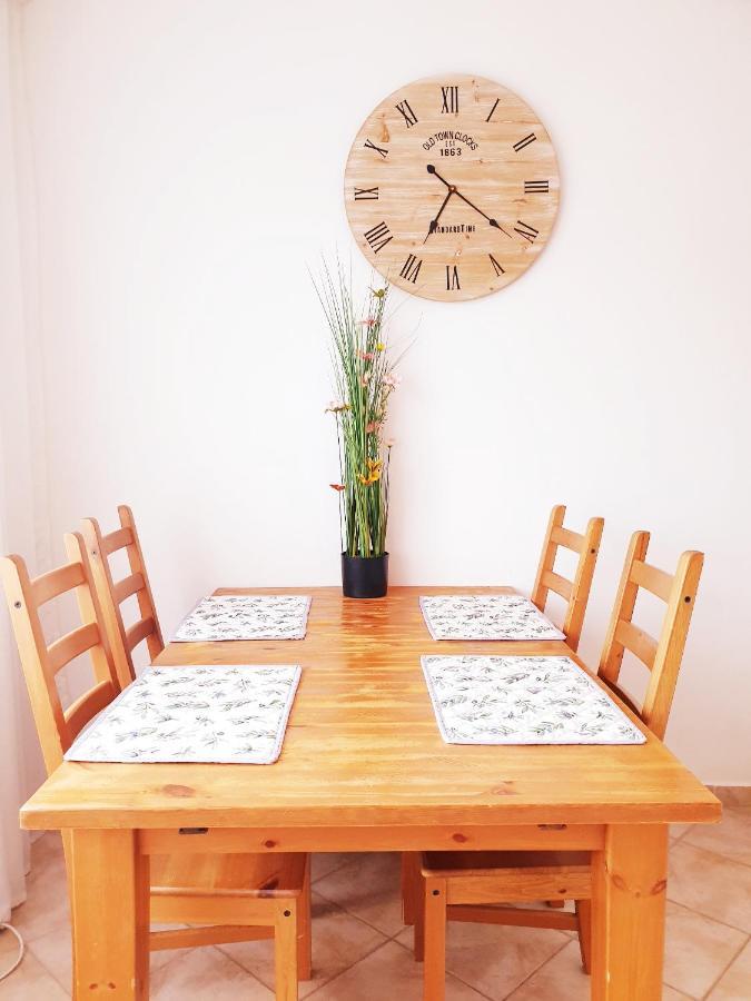 Apartman Terminal, Self Check-In 24 H, Free Parking Banska Bystrica Exterior photo